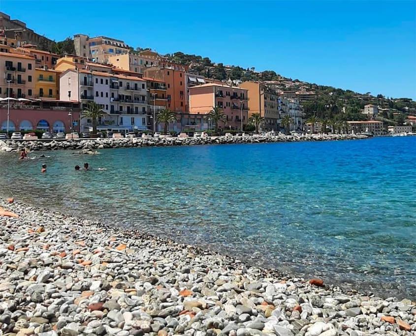 Sweet Liana Un Tuffo Nel Cuore Del Paese Порто Санто Стефано Экстерьер фото